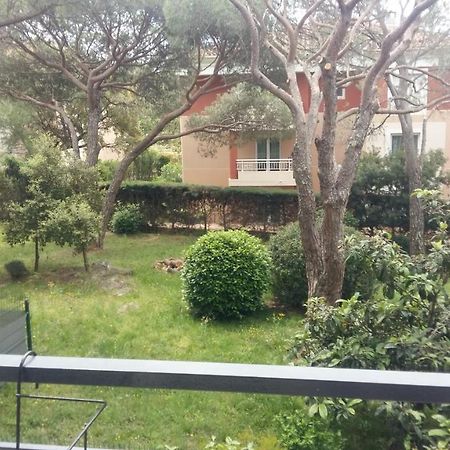 Appartement F3 Valescure Saint-Raphael  Ngoại thất bức ảnh